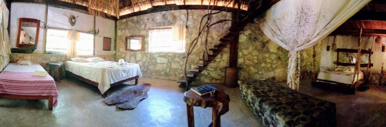 Ecolodge Uh May Francisco Uh May Buitenkant foto